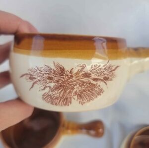 VINTAGE Unique WHEAT FLORAL design CROCK stoneware Bowls And Lids